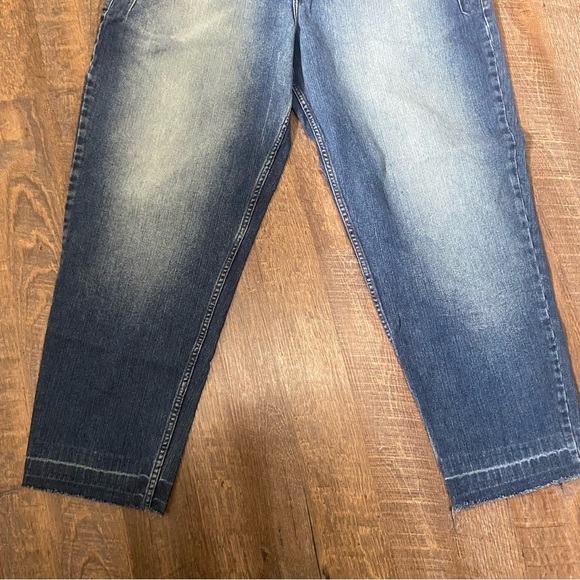 MEN’S GUESS PASCAL LOOSE FIT TAPERED LEG BUTTON FLY SIZE 38X32 UNDONE HEM UNIQUE - Picture 4 of 10